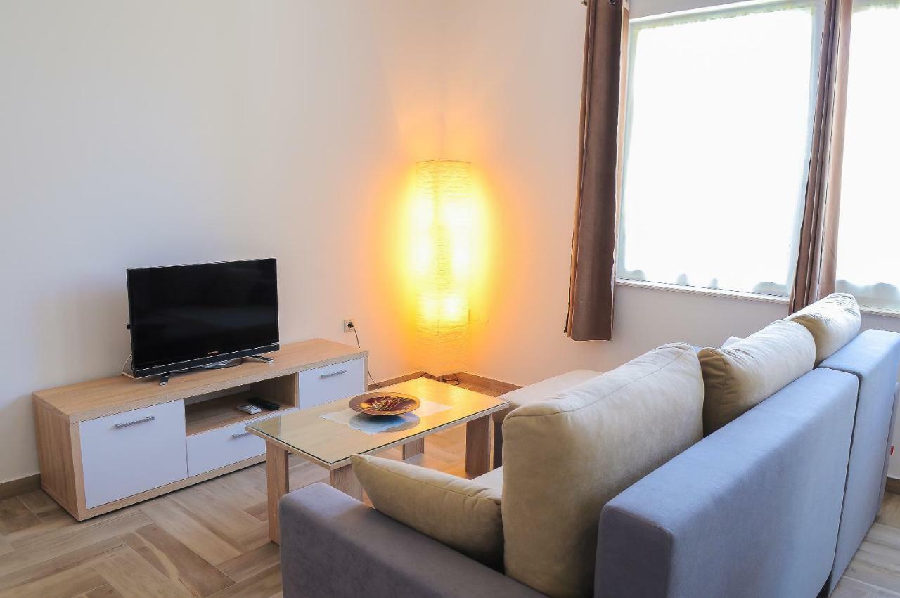Apartment Neva Split Extérieur photo